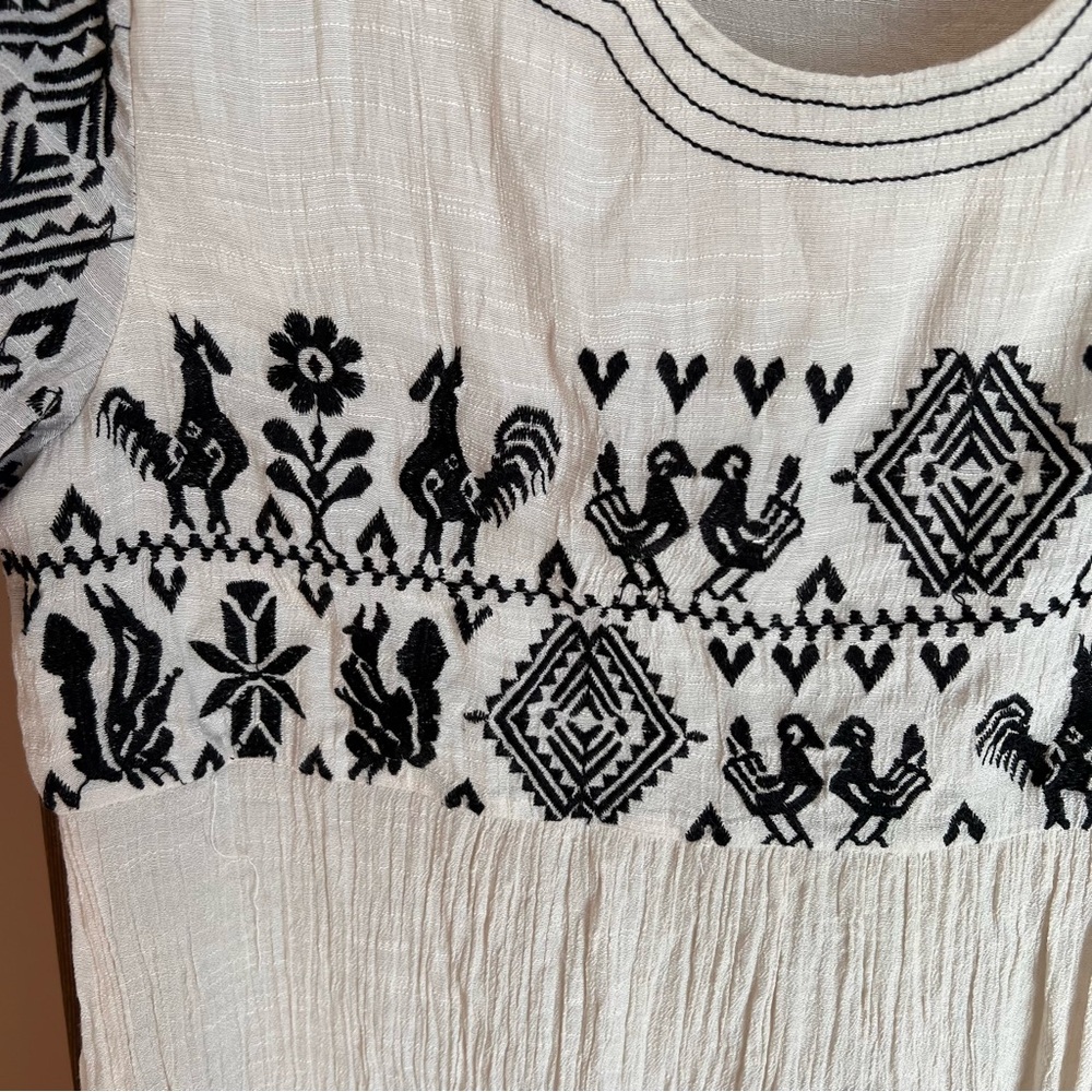 THML Anthropologie Gauzy Embroidered Cottagecore Short Sleeve Summer Top - Picture 4 of 6